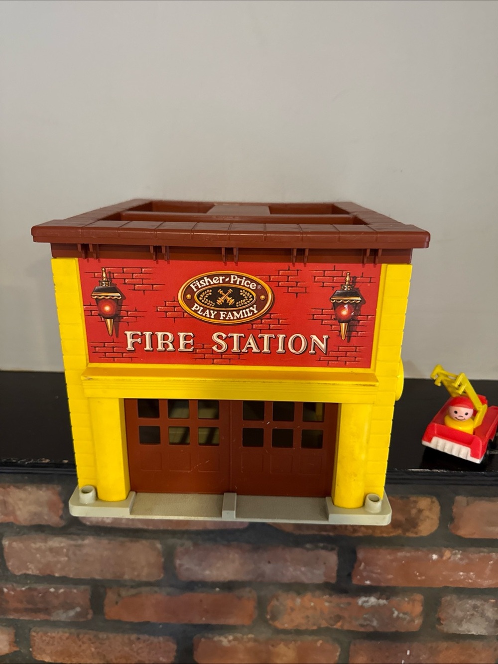 Fisher-Price Yellow & Brown Play Family Fire Station Toy